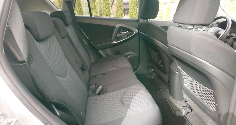 Toyota RAV4 cena 54000 przebieg: 114000, rok produkcji 2012 z Witnica małe 172